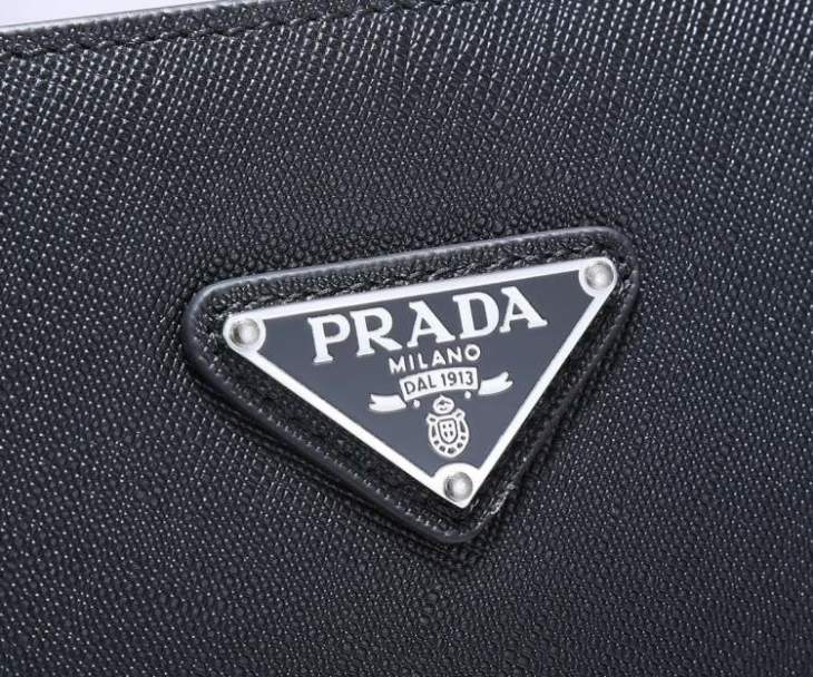 Picture of Prada Wallets _SKUfw167305941fw